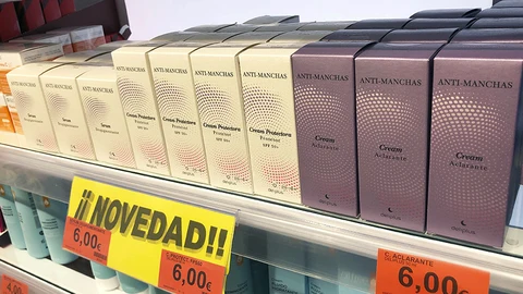 Nueva línea anti-manchas de Deliplus en el lineal del supermercado