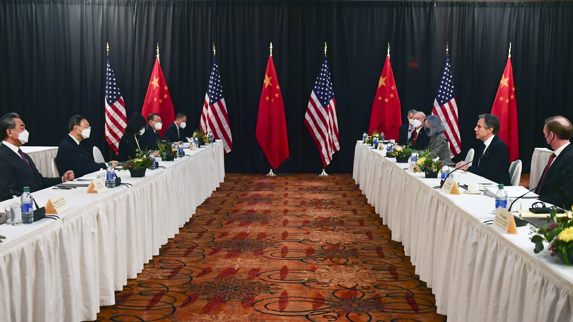 Altos cargos de EEUU y China en la cumbre bilateral en Alaska