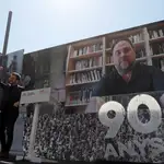 El candidato a la presidencia de la Generalitat por ERC, Pere Aragonès, y el presidente del partido, Oriol Junqueras, en videoconferencia desde la prisión, durante el acto de celebración del 90 aniversario de la fundación del partido