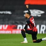 Arnaut Danjuma con el Bournemouth.
