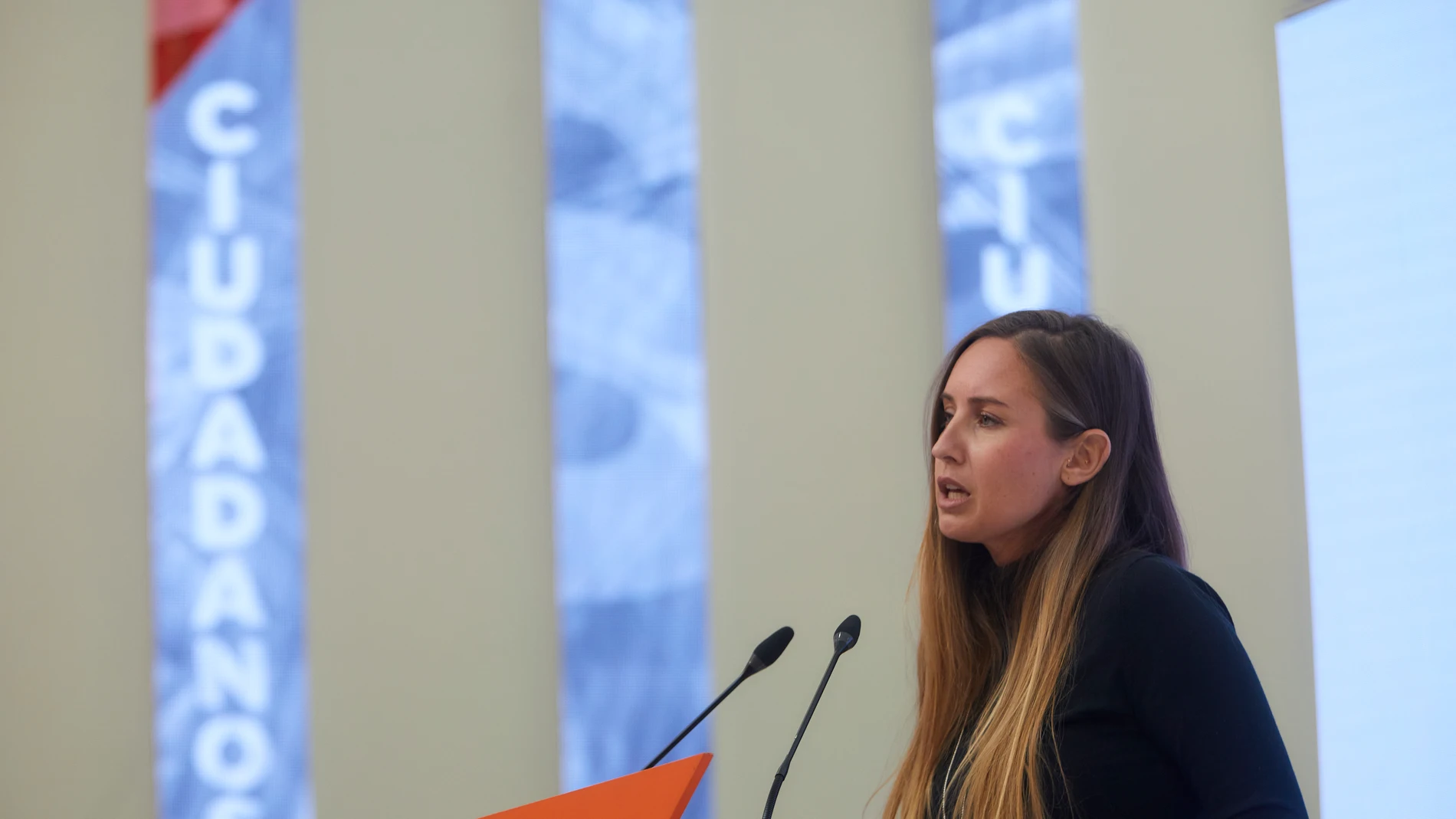 La portavoz adjunta de Ciudadanos, Melisa Rodríguez, durante la rueda de prensa en la sede del partido naranja