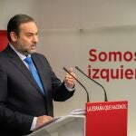 El ministro de Transportes, Movilidad y Agenda Urbana, José Luis Ábalos, en rueda de prensa tras la Ejecutiva del PSOE, ayer
