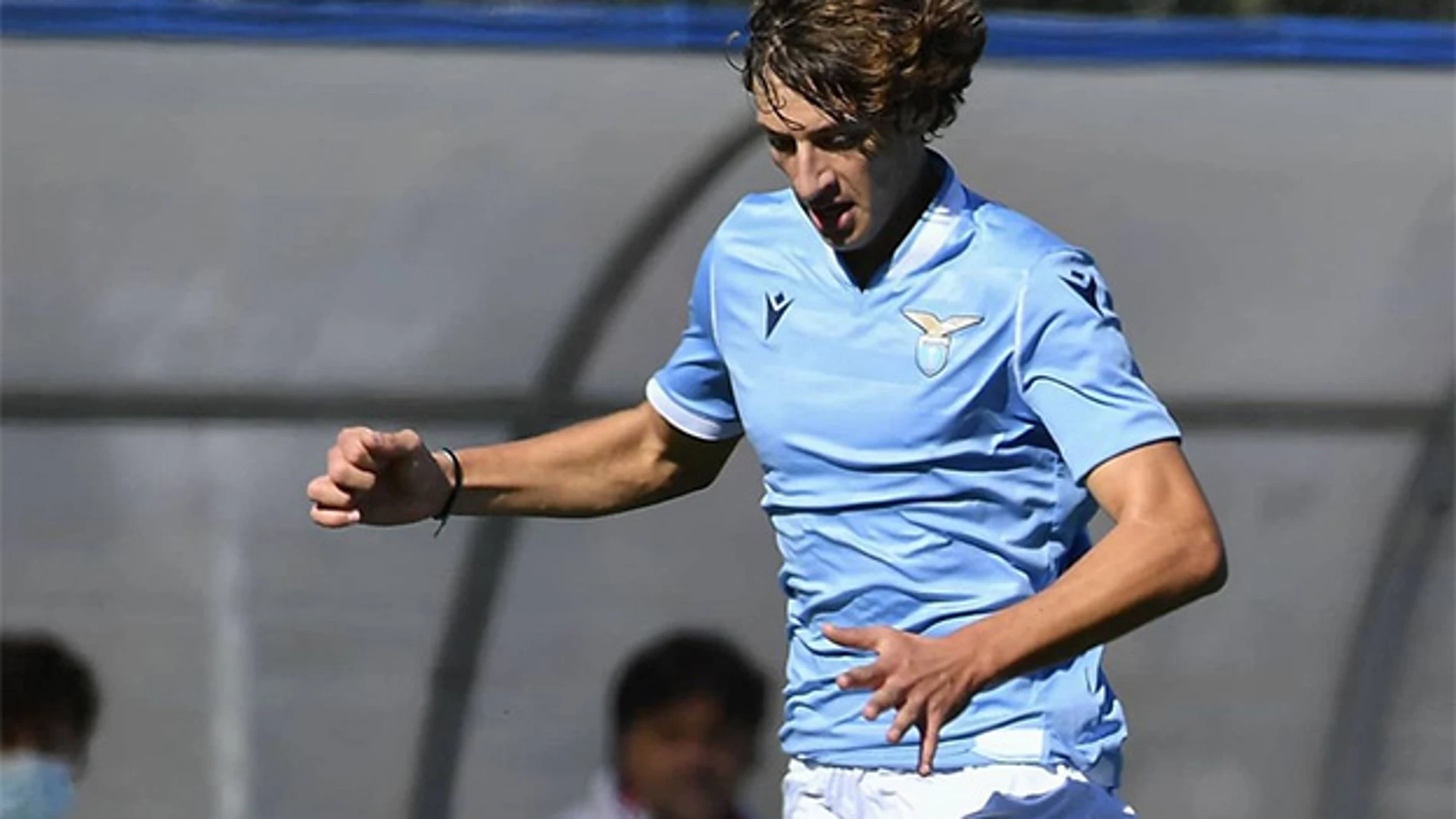 Romano Floriani Mussolini, en un partido con las categorías inferiores de la Lazio.