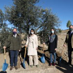 Mariano Fuentes, Begoña Villacís, Rita Maestre y Javier Ortega-Smith, durante la presentación.