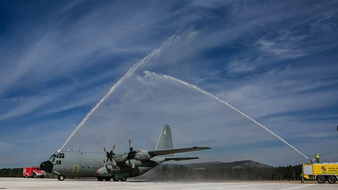 Aterrizaje del primer avión Hercules en el aeródromo de Garray (Soria)