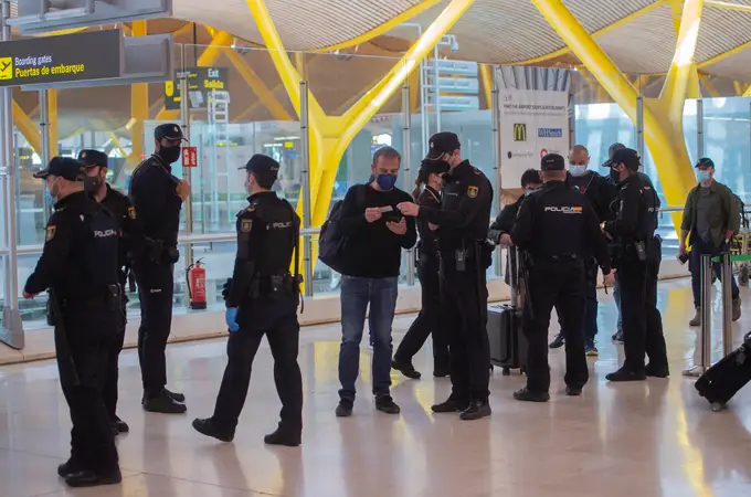 Guardias civiles niegan las afirmaciones de sindicatos policiales sobre inseguridad del aeropuerto