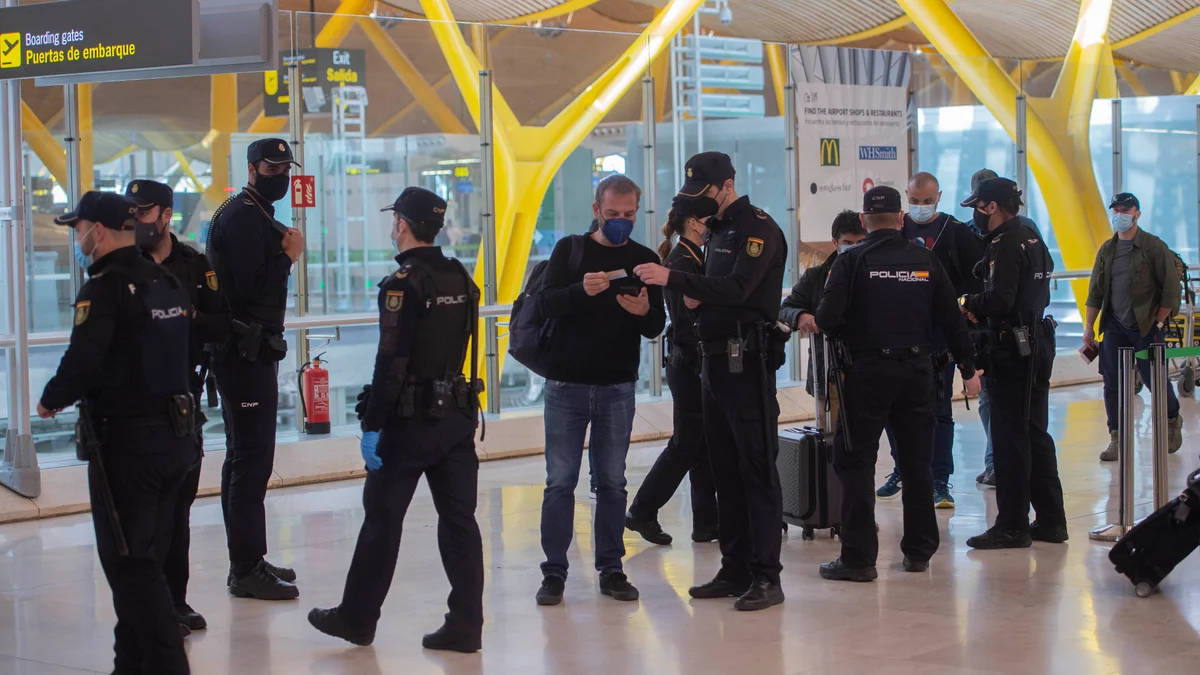 Guardias civiles niegan las afirmaciones de sindicatos policiales sobre inseguridad del aeropuerto