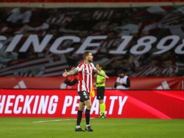 El Atlético de Madrid presenta una oferta por Iñigo Martínez