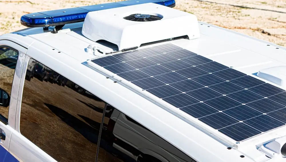 Ambulancia eléctrica placa solar techo