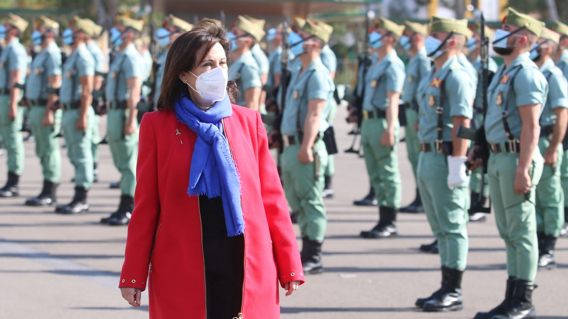 La ministra de Defensa, Margarita Robles, durante su visita a la Brigada 'Rey Alfonso XIII' II de la Legión