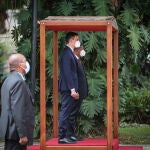 Pedro Sánchez en su visita a Angola en abril de 2021.