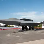 Maqueta a tamaño natural del futuro avión de combate FCAS