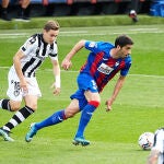 Jose Angel Valdes Cote con el Eibar.