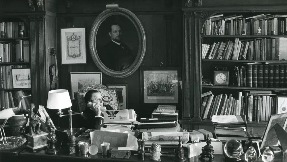El Barón Thyssen en su despacho de Villa Favorita