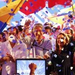 Guillermo Lasso celebra su victoria en la sede su partido en Guayaquil, Ecuador