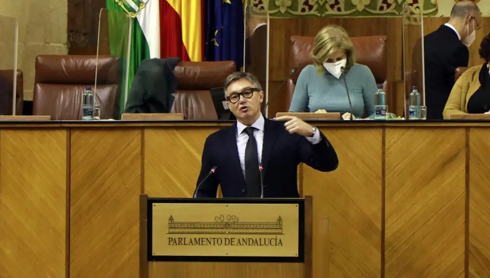 Manuel Gavira en el Parlamento