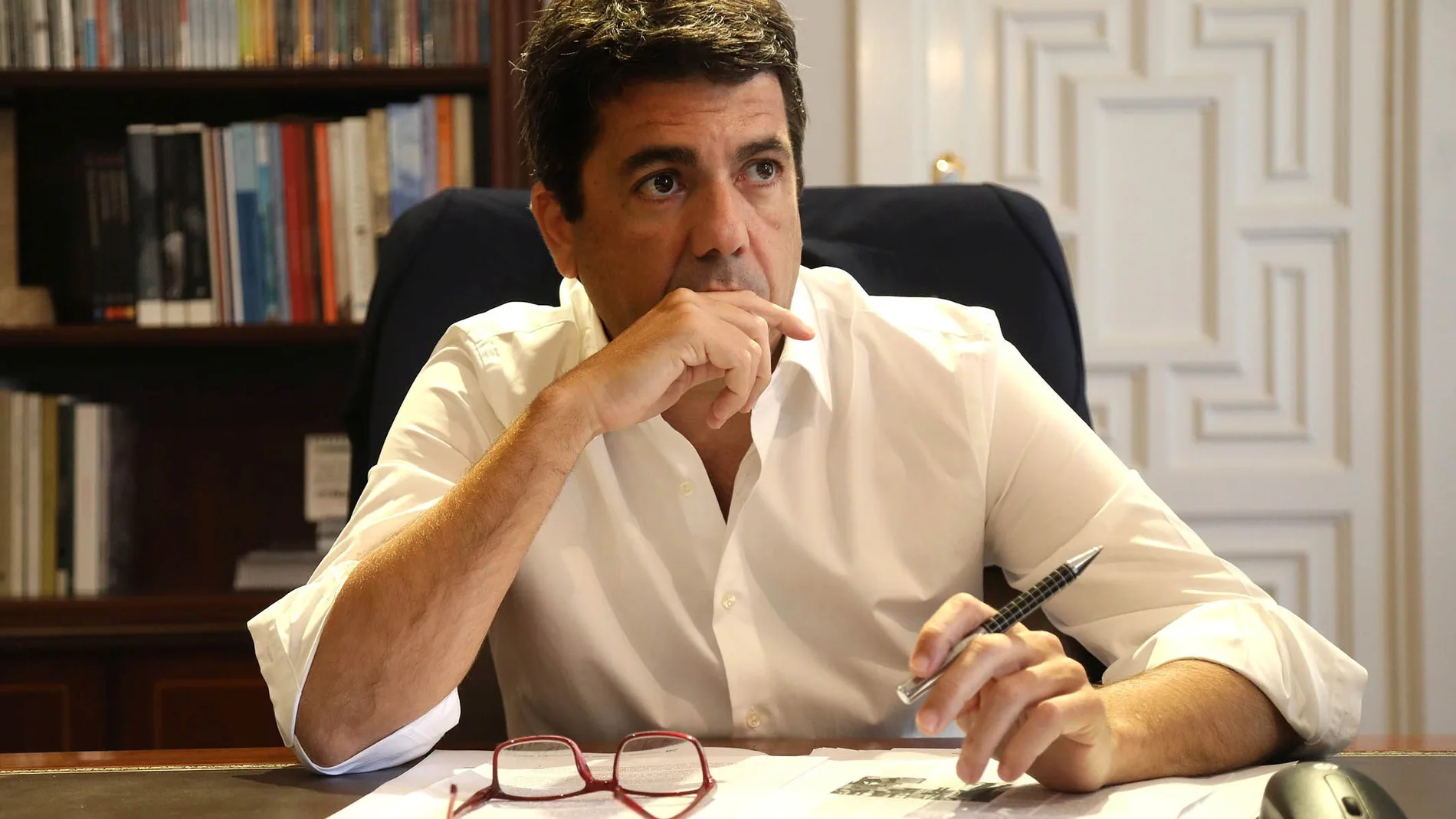 El presidente de la Diputación de Alicante, Carlos Mazón