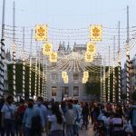Luces de Feria en la plaza de San Francisco de Sevilla
