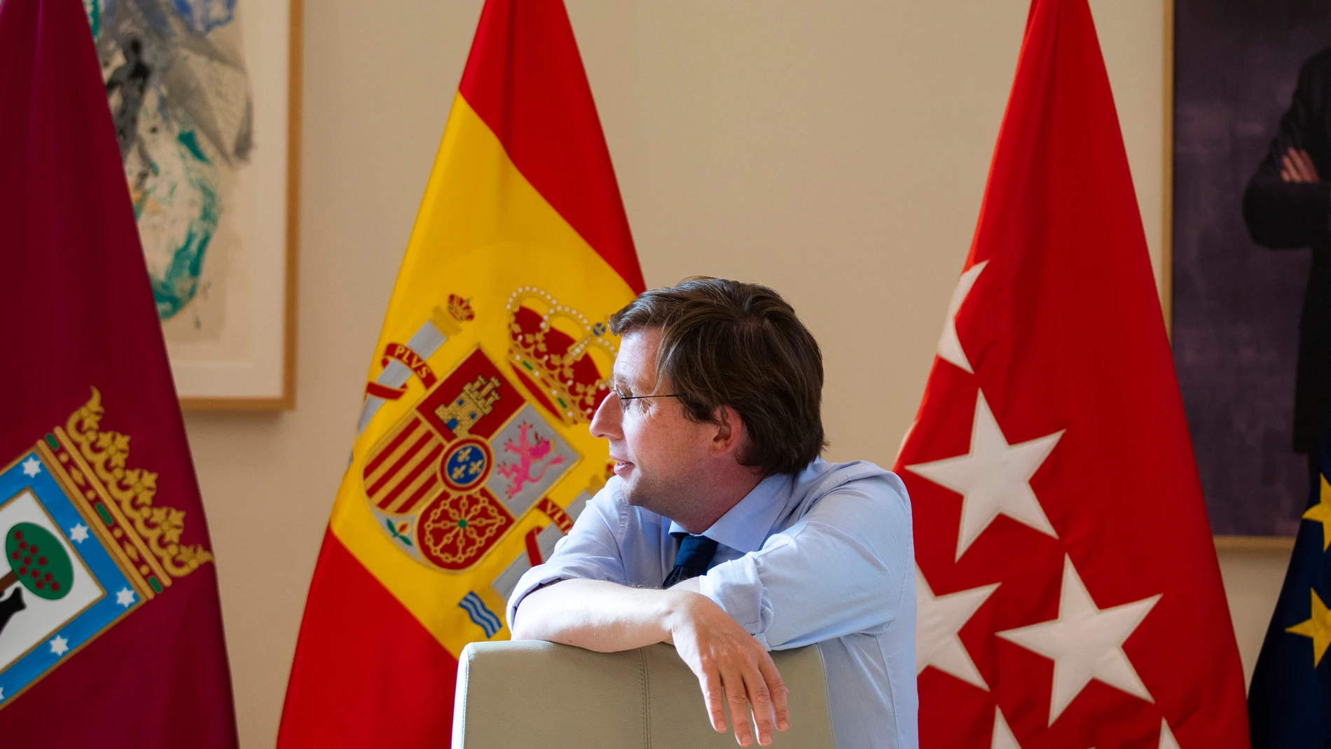 Entrevista al alcalde de Madrid, José Luis Martínez Almeida.