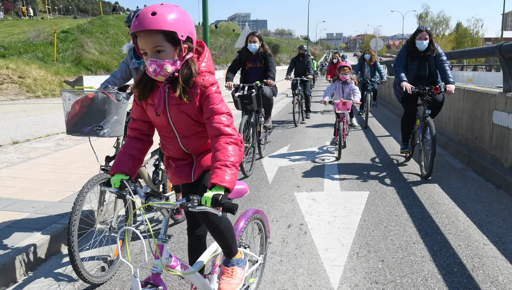 Bicicletada por la reapertura del Hospital Divino Valles