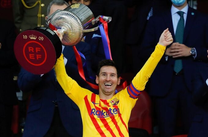 Messi, feliz con la Copa del Rey que el Barcelona ganó al Athletic