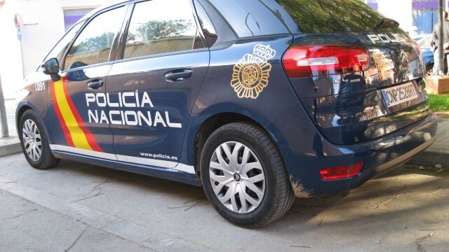 El hombre amenazó con "rajar" al agente que se encontraba en la comisaría