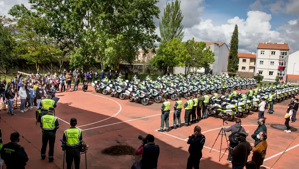 Homenaje de la Guardia Civil en Ciudad Rodrigo a los dos agentes fallecidos en acto de servicio en esta localidad en un año