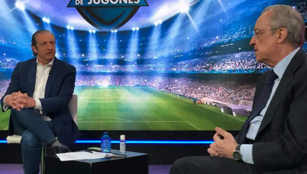 El presidente del Real Madrid, Florentino Pérez, acude a l programa de televisión de la cadena MEGA "El chiringuito de Jugones " para ser entrevistado por Josep Pedrerol