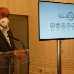 El presidente de la Diputación de Segovia, Miguel Ángel de Vicente, presenta el programa "Reactiva2"