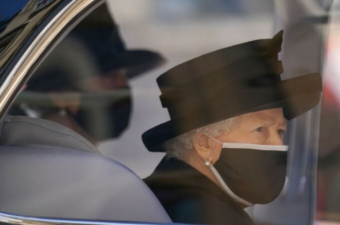 La Reina Isabel II, en el funeral del duque de Edimburgo REUTERS/File Photo