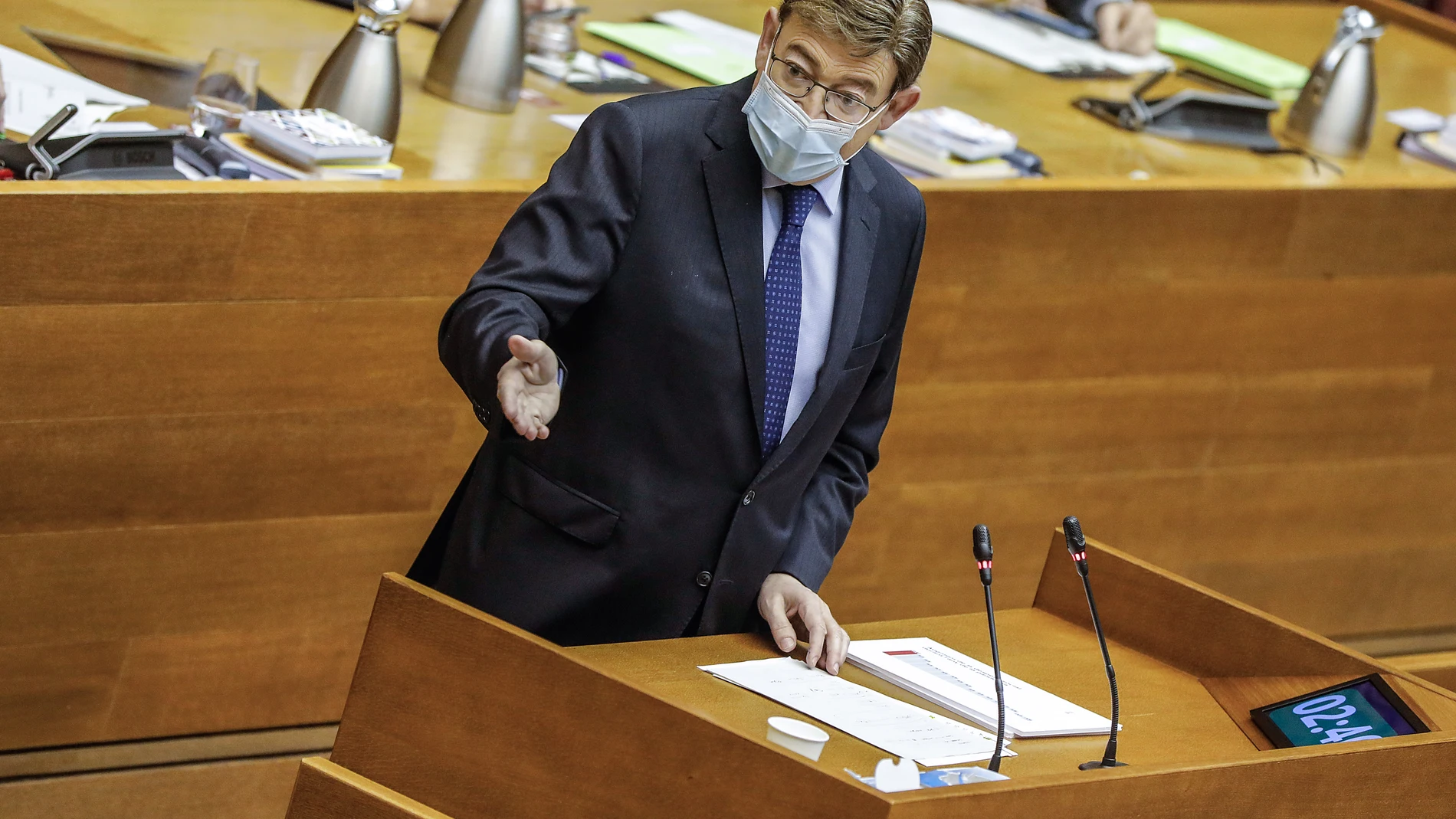 El presidente de la Generalitat Valenciana, Ximo Puig, durante una sesión de control en Les Corts