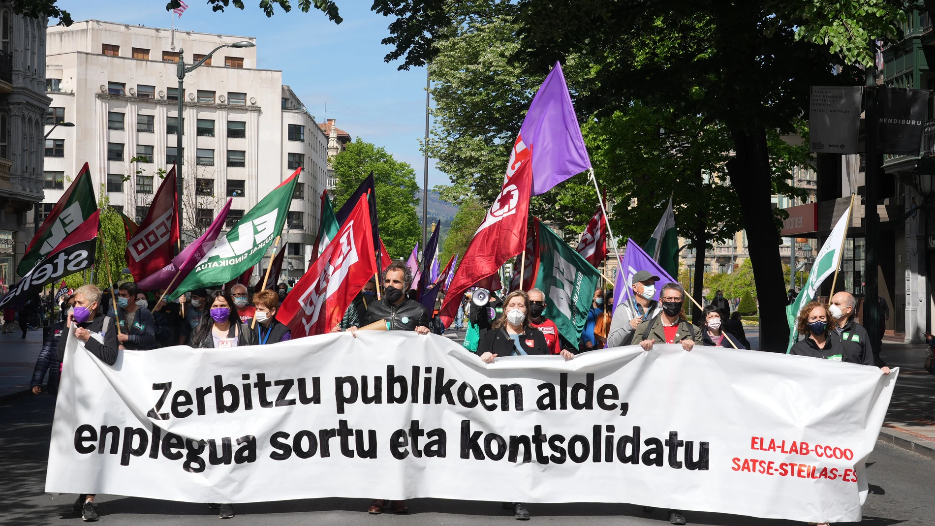 Trabajadores de los servicios públicos vascos exigen la consolidación del personal de los servicios públicos