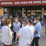La secretaria general del PSOE-A, Susana Díaz, en su visita al Hospital de Bormujos (Sevilla)