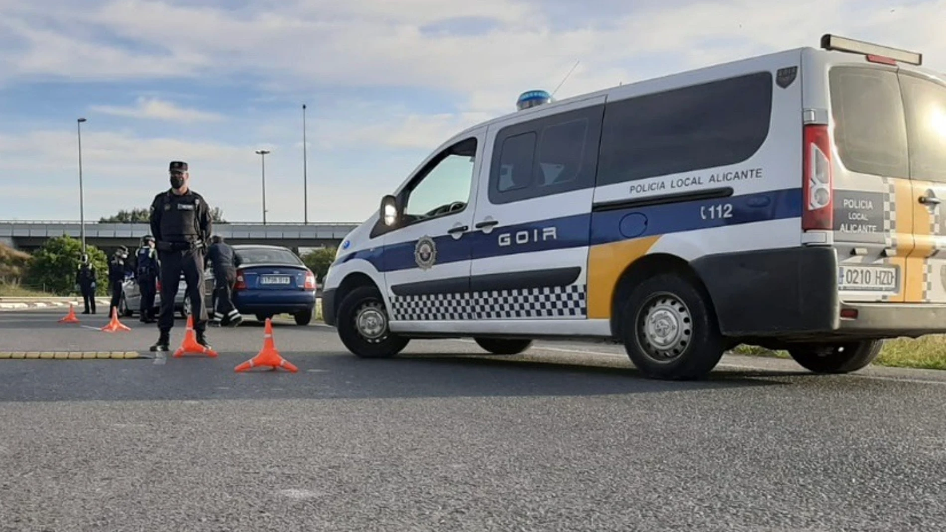 Un accidente de cuatro vehículos en la A-3, en Requena, provoca retención de 11 kilómetros