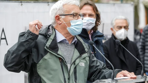 El alcalde de València, Joan Ribó, interviene en una rueda de prensa