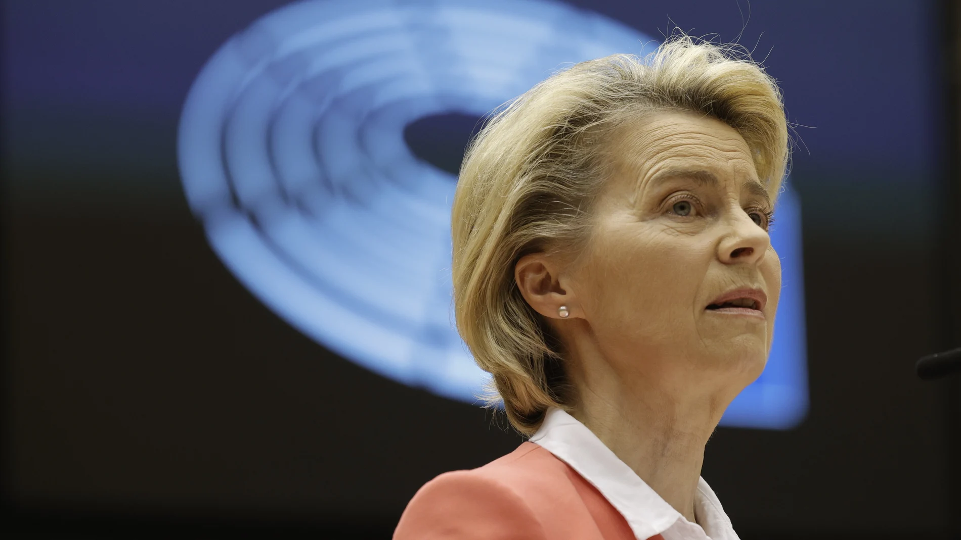La presidenta de la Comisión Europea Ursula von der Leyen en su intervención en el Parlamento Europeo