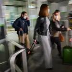 Llegada de viajeros a la Terminal 4 del aeropuerto Madrid-Barajas