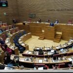 Vista general del pleno de Les Corts que se ha celebrado este miércoles