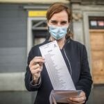 La candidata de Más Madrid a las elecciones autonómicas del 4 de mayo, Mónica García, ha votado este miércoles por correo