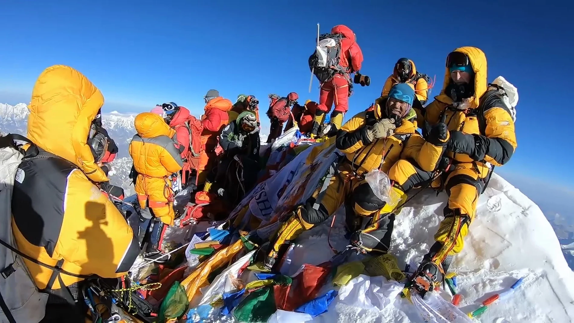 Las colas han vuelto a ser habituales esta semana en la cima del Everest