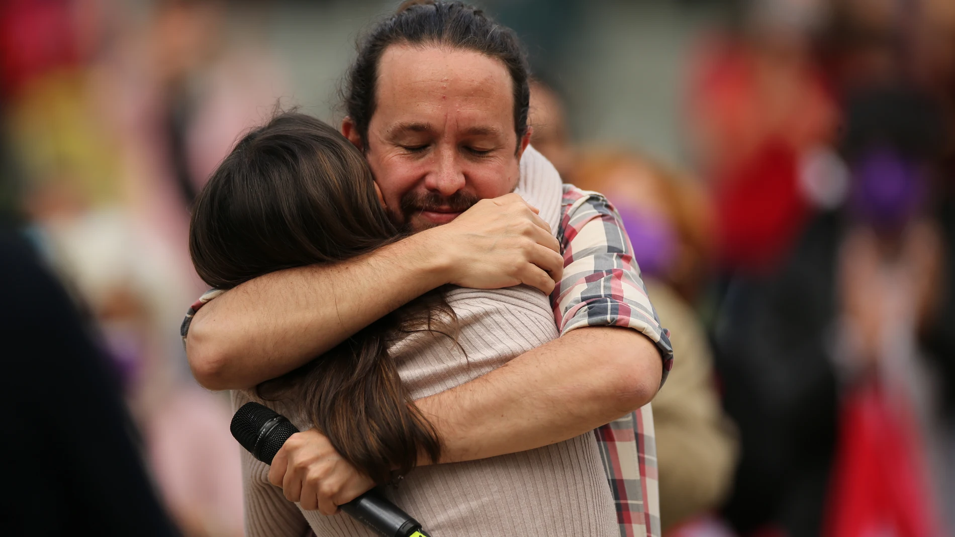 Pablo Iglesias e Irene Montero, durante un acto de campaña