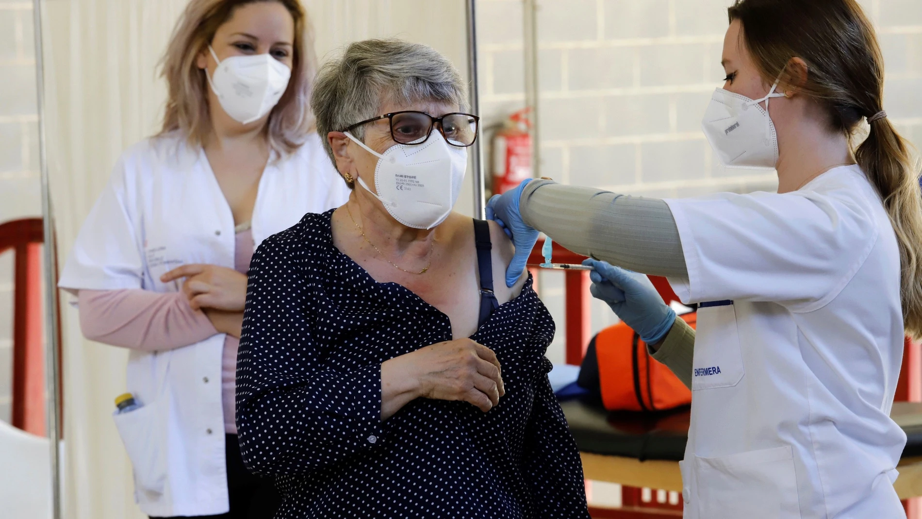 Administración de vacunas contra la covid-19 este sábado en el Estadio Enrique Roca Fernández de Murcia