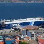 El buque ‘Prometheus Leader’, retenido en el puerto de Vigo