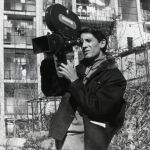 Basilio Martín Patino, durante un rodaje, en una de las fotos que forman parte ahora del archivo de Filmoteca Española