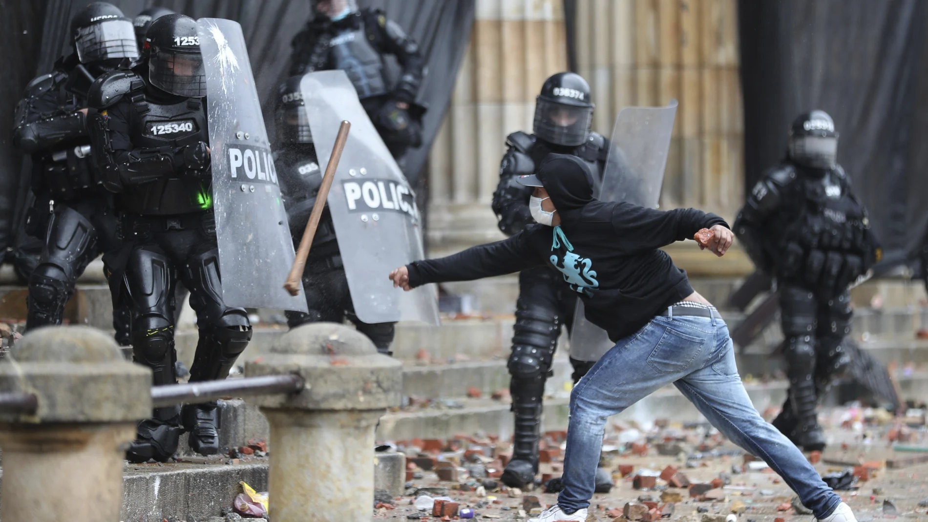 Enfrentamientos en las calles de Bogotá