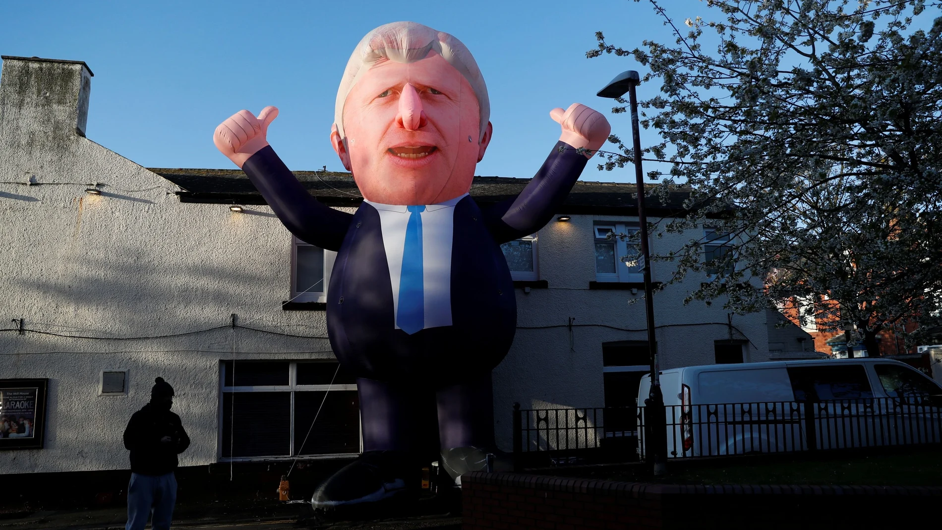 Un muñeco inflable de Boris Johnson para celebrar la victoria en Hartlepool