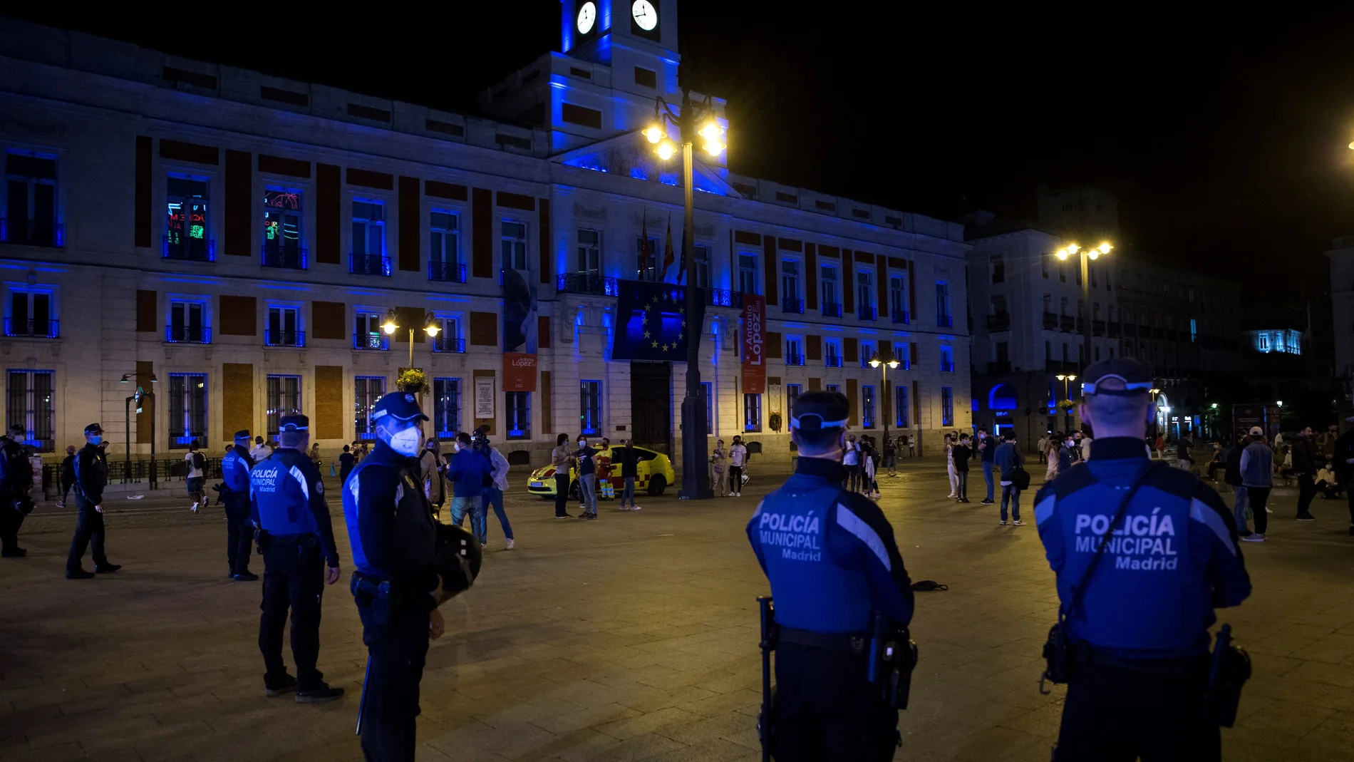 Miembros de la Policía Municipal de Madrid, el pasado sábado, en Puerta del Sol