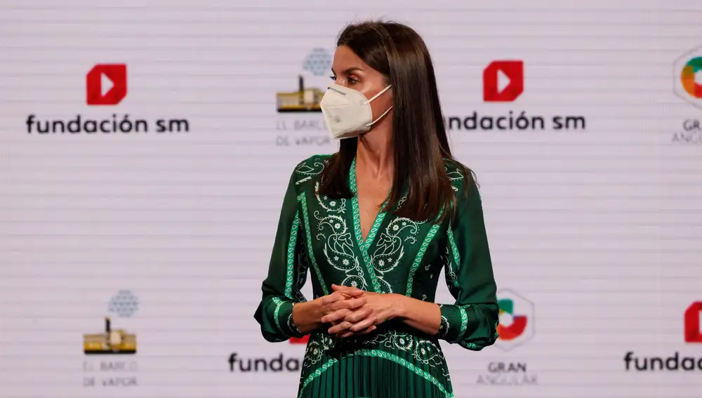 MADRID, 11/05/2021.- La reina Letizia preside la 43 edición de los premios de la fundación SM de literatura infantil y juvenil "El barco de vapor" y "Gran angular", este martes en la Casa América de Madrid. EFE/ Juanjo Martín POOL