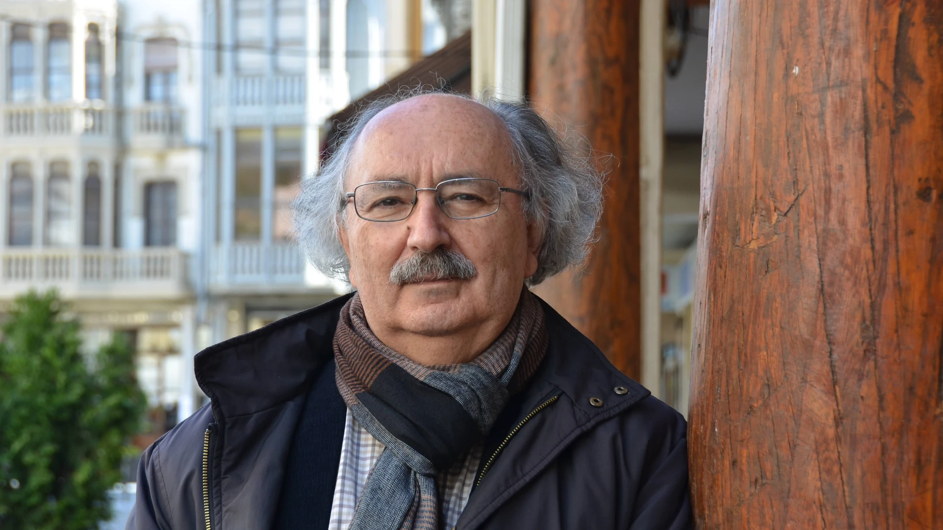 El escritor leonés Antonio Colinas