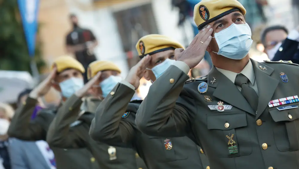 Militares de la UME durante el acto institucional con motivo del X aniversario de los terremotos de mayo de 2011 en Lorca, a 11 de mayo de 2021